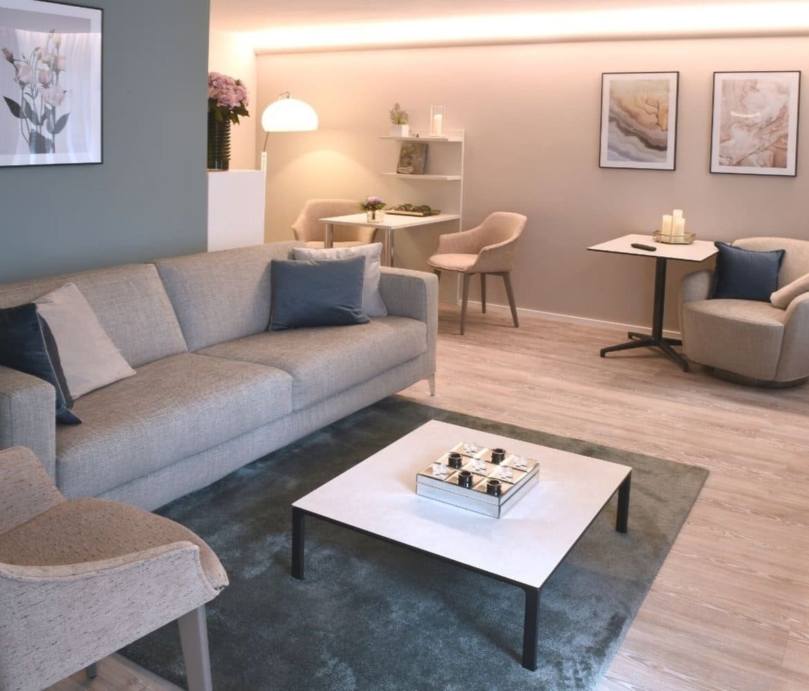 Living room Company and family suites aparthotel Maximilian Munich