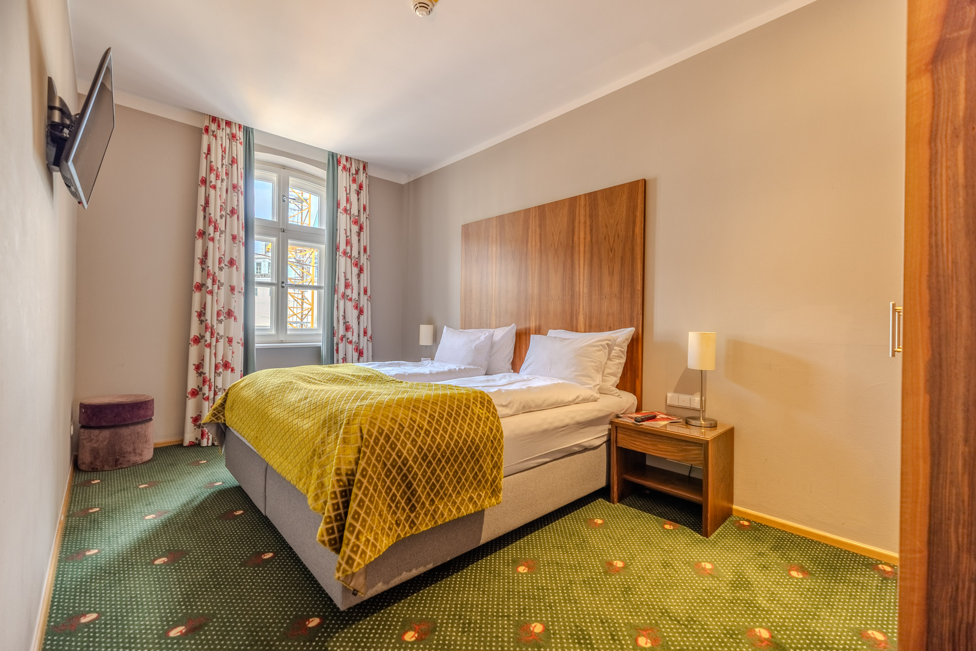 King Size Bett im getrennten Schlafbereich der City Suite